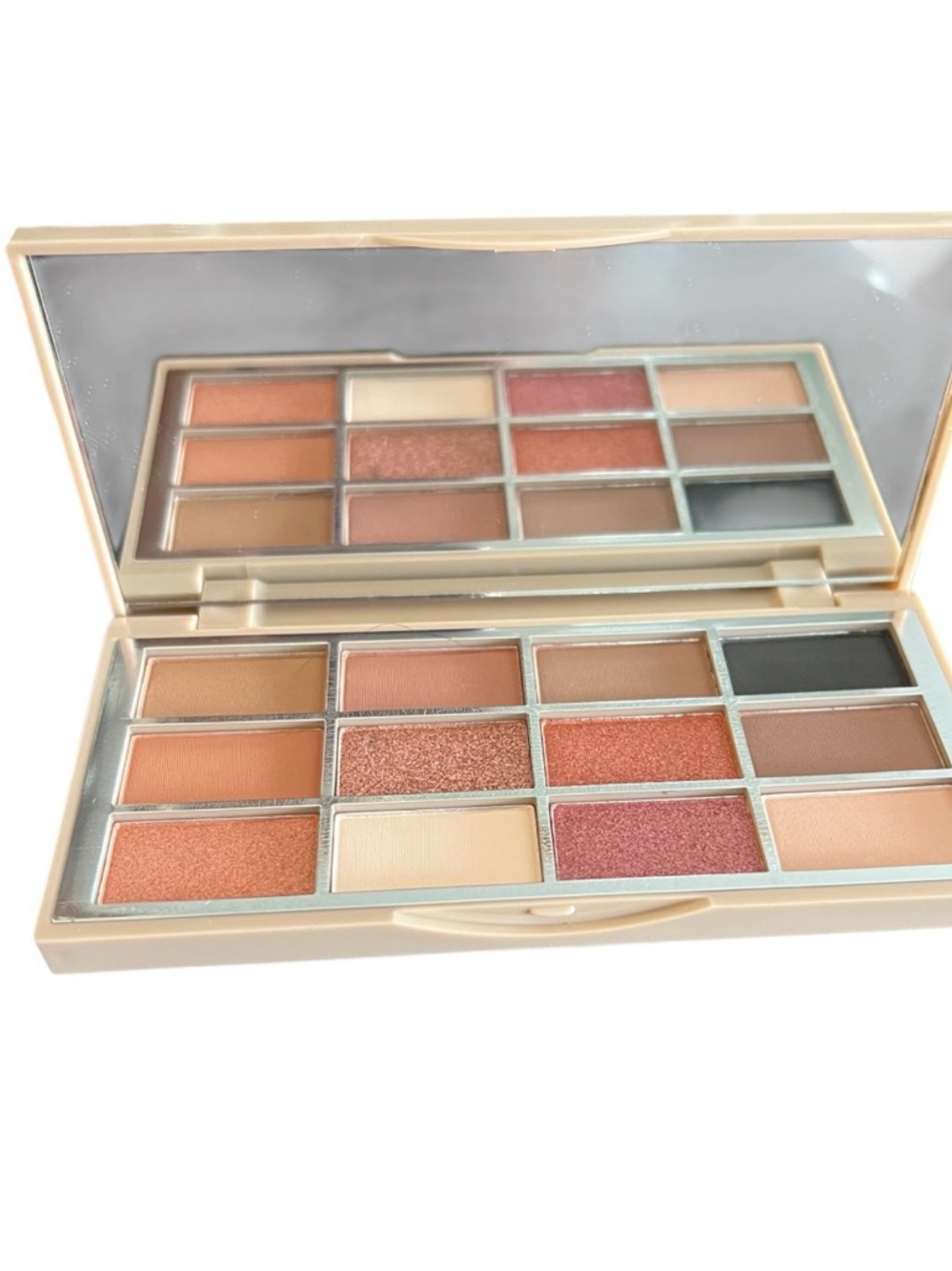 Illuminati BRONZED 12 Universal Face  Pallet Eye Shadow New Without Box Gift